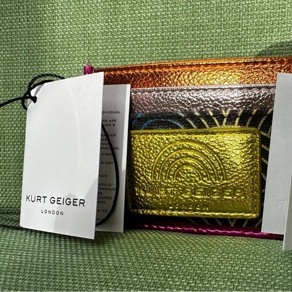 Host Support Mystery Bundles ☕️🦖 - Picture 2 of 5